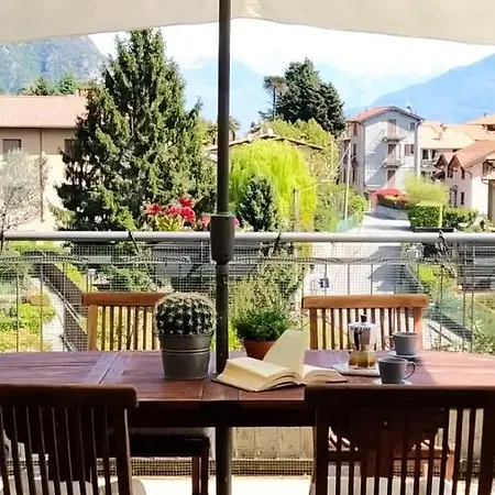 בית נופש La Terrazza Di Dora